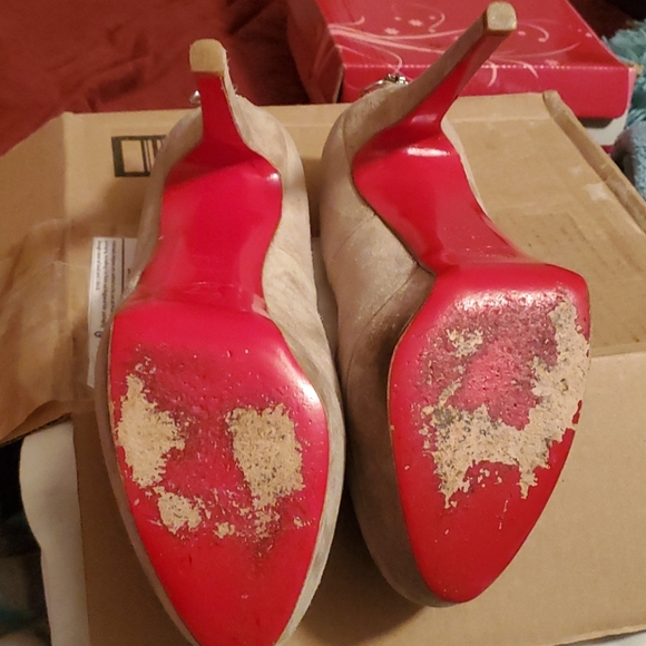 Christian Louboutin Bianca platform heels - Picture 3 of 3